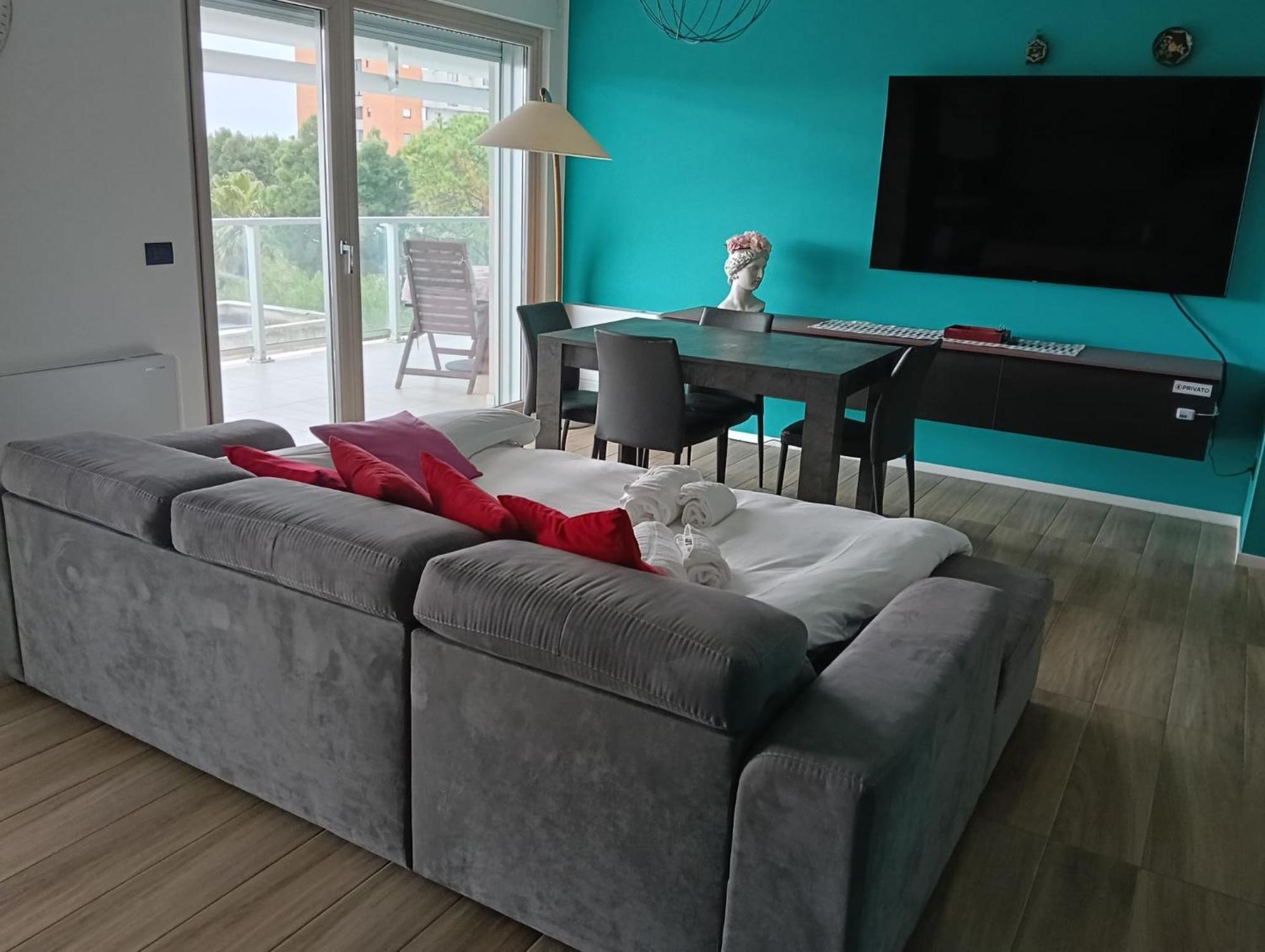 Kind Park - Sleek Apartment With Terrace & Parking Bari Esterno foto